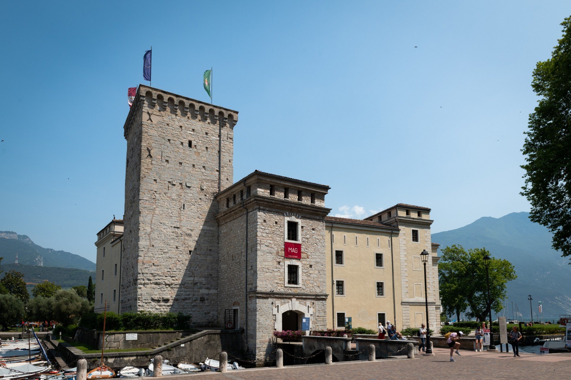 🏰 로카 성(로카 디 리바)